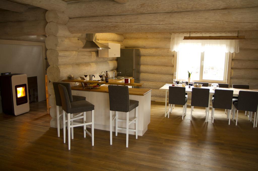 Humala Holiday Home Kohila Zimmer foto